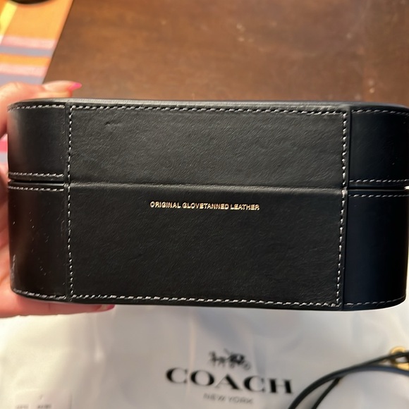 Coach X Jean Michel Basquiat Square Bag - Picture 6 of 8